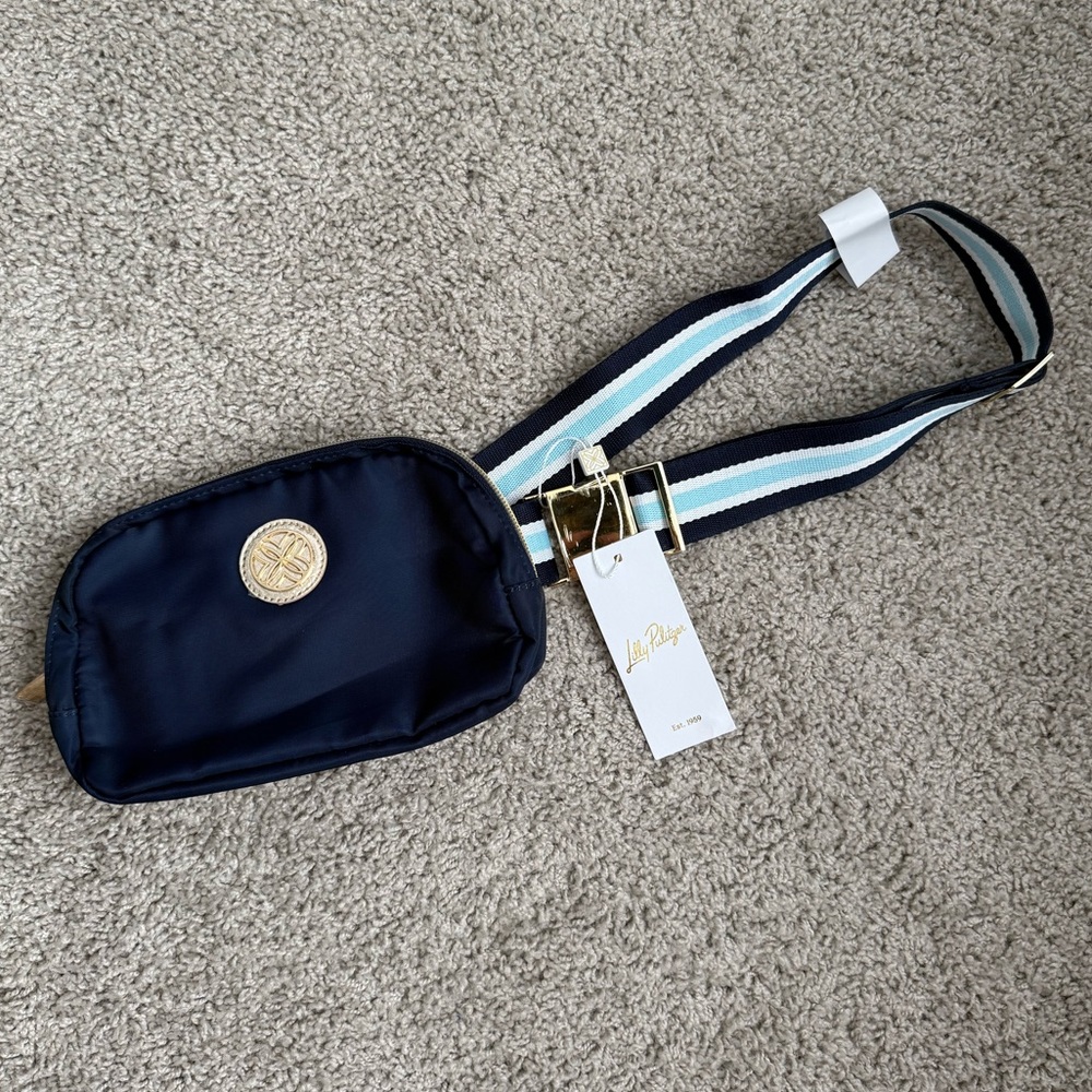 NWT Lilly Pulitzer True Navy Jeanie Belt Bag